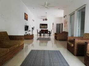 3 rooms and hall with airconditioner in Muar Town